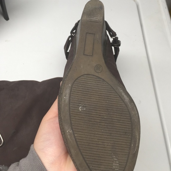 Plum brown toned wedge boots - Picture 3 of 4