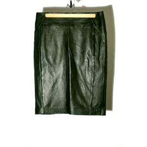 Classiques Entier black pencil leather skirt.