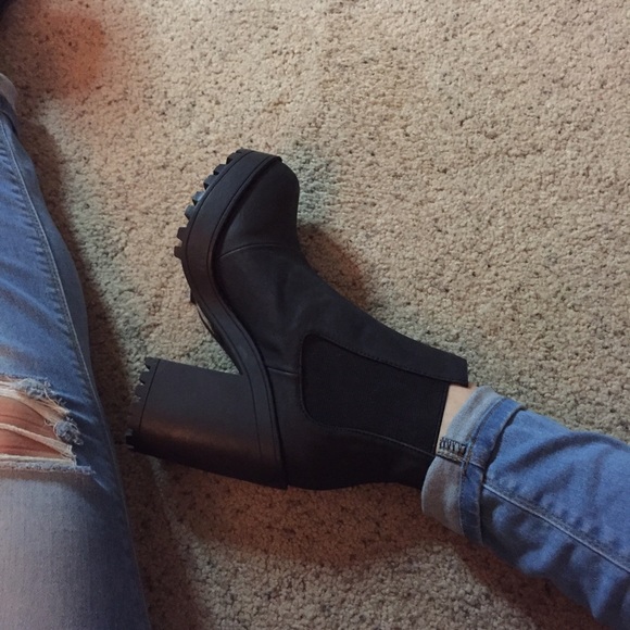 Platform booties(SOLD) - Picture 3 of 4