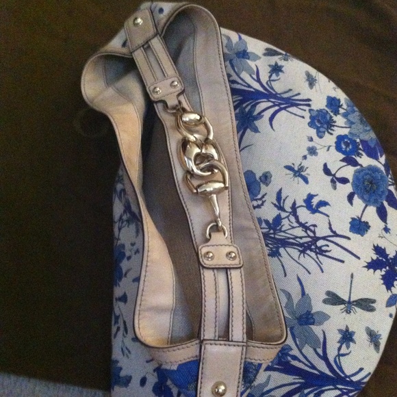 (SOLD) sale price Authentic Gucci Hobo Bag - Picture 2 of 4