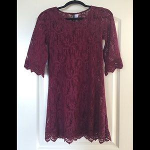 H&M Burgundy Lace 3/4 Sleeve Dress Sz 6