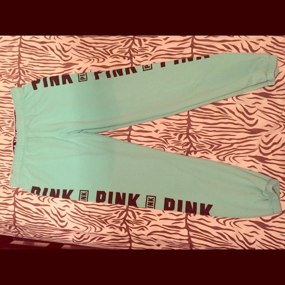 Victoria's Secret Pink Capri Sweatpants