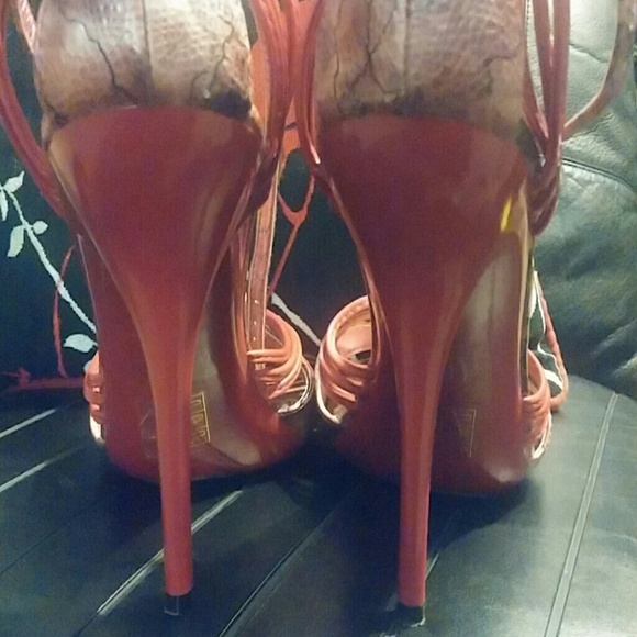 Red Hot Summer Heels! - Picture 3 of 4