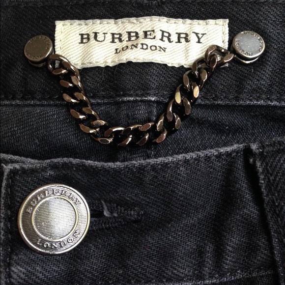 🚫 SOLD 🚫 Burberry London Jeans