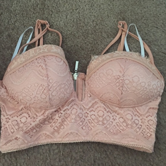 Top - Picture 3 of 3