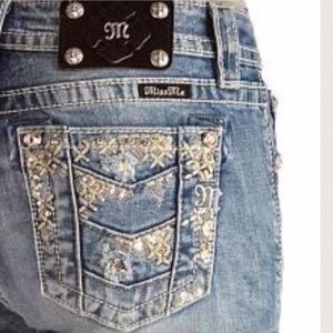 Miss Me Jeans - Sparkling Boyfriend Fit Miss Me Capri Miss Me Jeans - Sparkling Boyfriend Fit Miss Me Capri