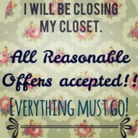 CLOSET CLOSED 💜