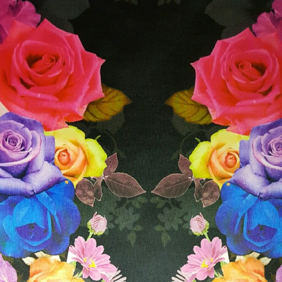 Floral BodyCon Dress - Picture 4 of 4