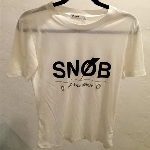 Zara small tee