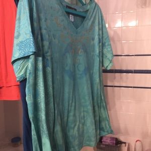 aquamarine & gold accents v next short sleeve top