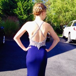 Size 0, Jovani formal dress