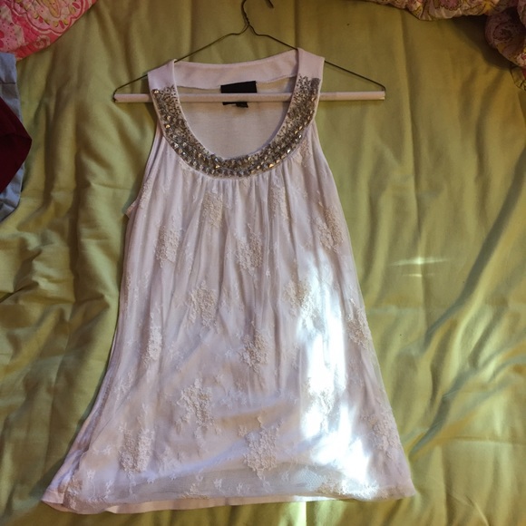 White lace tank top