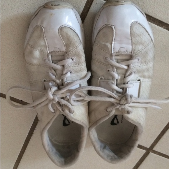 Nfinity Phoenix cheer shoes