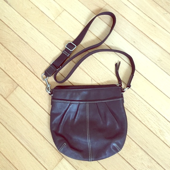 Coach Black Leather Swingpack