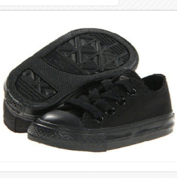 NWOT Toddler boys all black converse