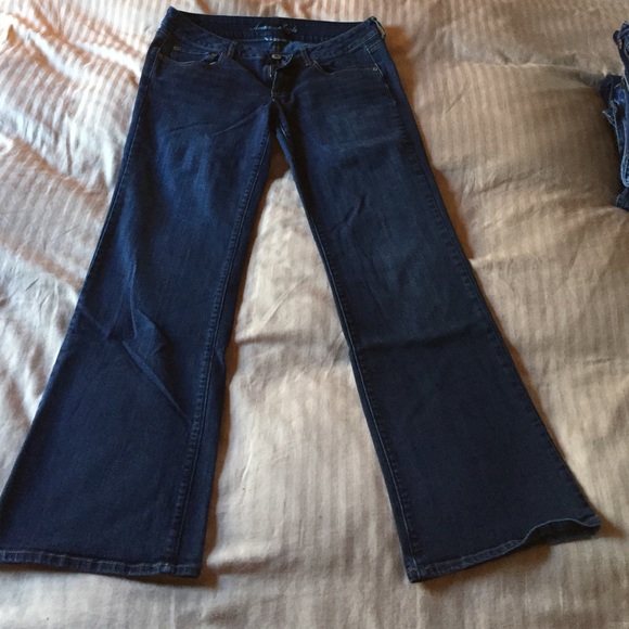 American Eagle Favorite Boyfriend jeans