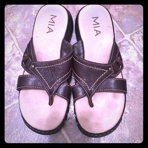 MIA brown leather sandal