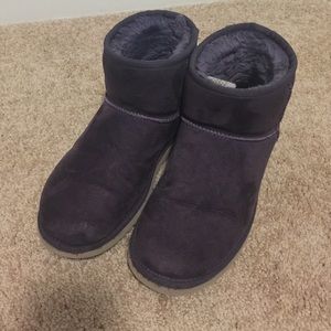 Purple mini uggs