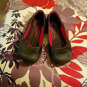Black Keen Flats