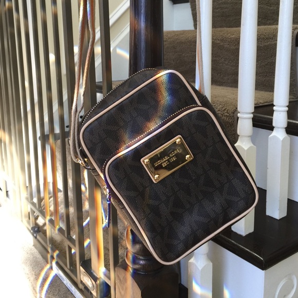 AUTHENTIC Michael Kors Crossbody Bag