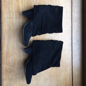 Suede low boots by Steve Madden