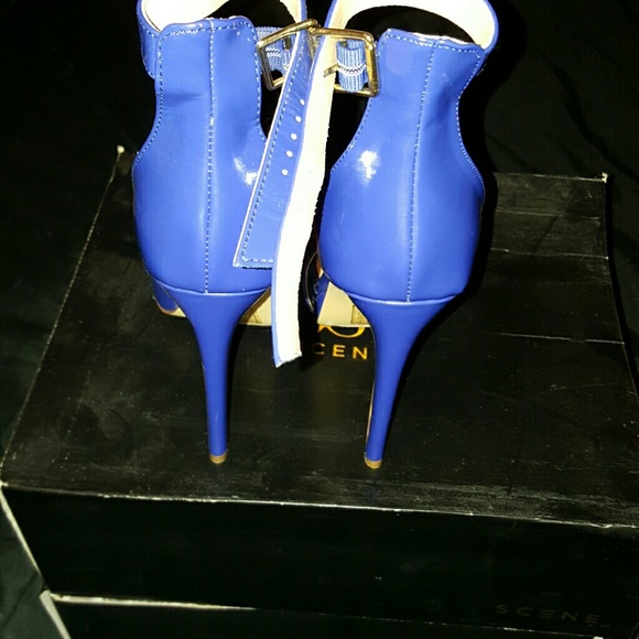 Something Blue! ! - Picture 4 of 4