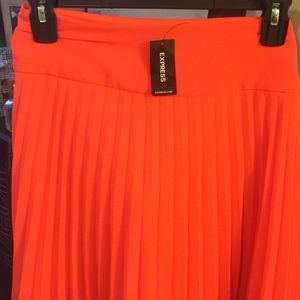 Coral/ red express skirt