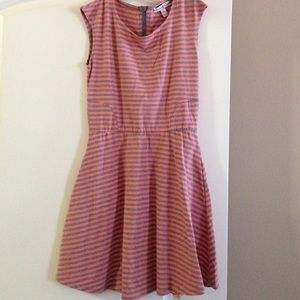 Grey/coral strip dress