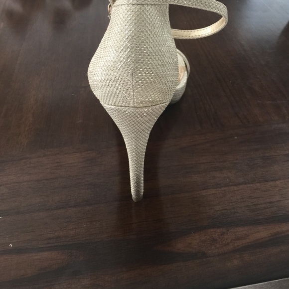 Jennifer Lopez high heals - Picture 3 of 4