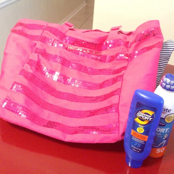 Victoria secret tote