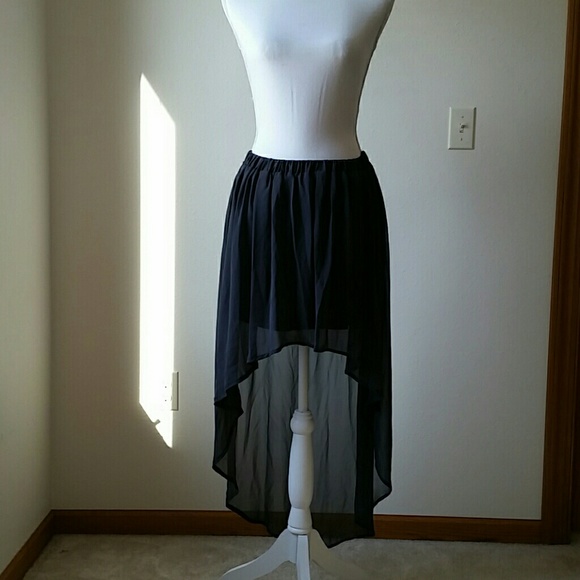 Zara Dresses & Skirts - EUC Zara Grey High Low Chiffon skirt