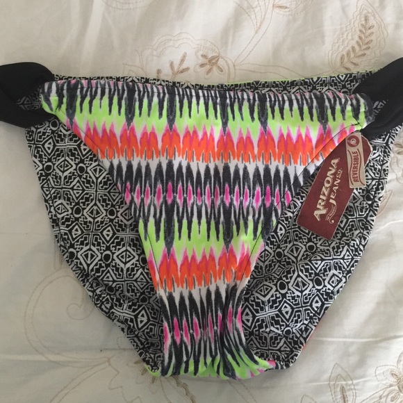 Bikini bottoms