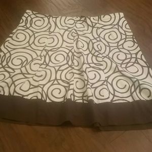 Lane Bryant brown and white patterned skirt