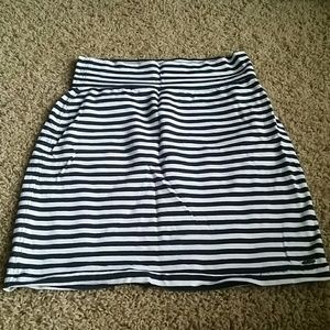 Pink brand black and white bodycon skirt