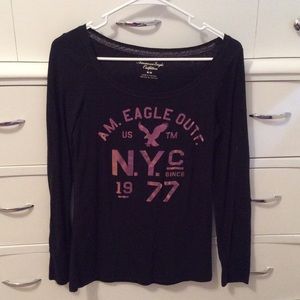 Great condition!! American eagle M long sleeve
