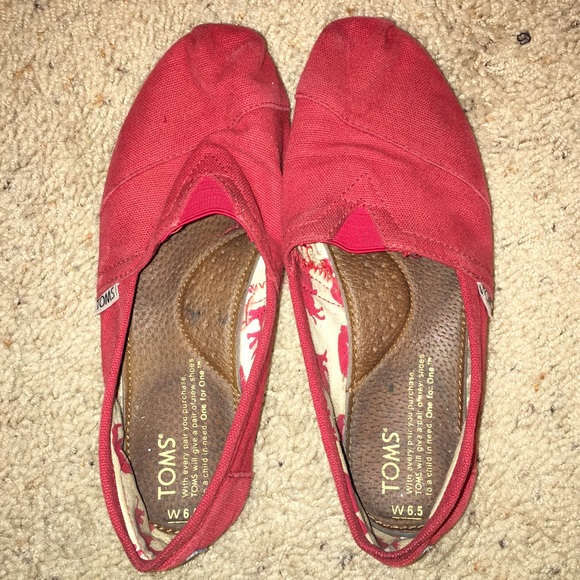Red Toms