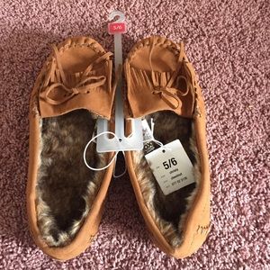 JUST LOWERED 😍Brand new! Moccasins!
