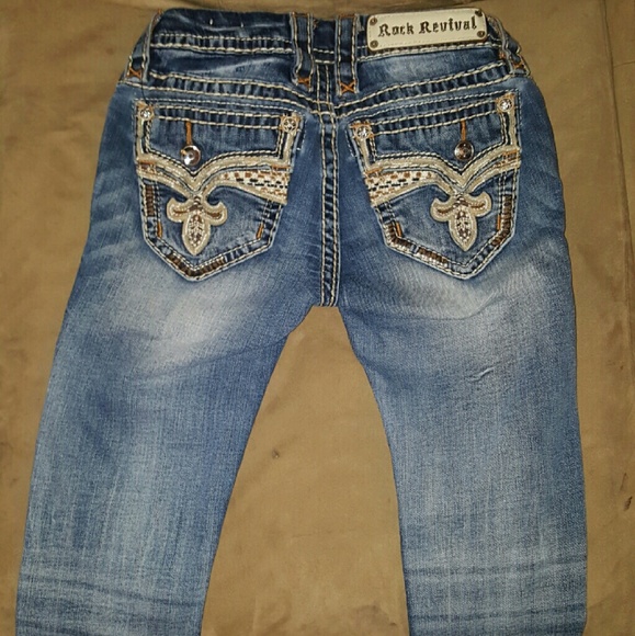 Trading. Hold for(Ermilacruz)Rock revivals skinny