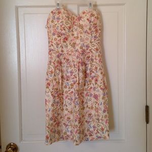Linen print dress.