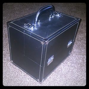 3 tiered Make Up Case