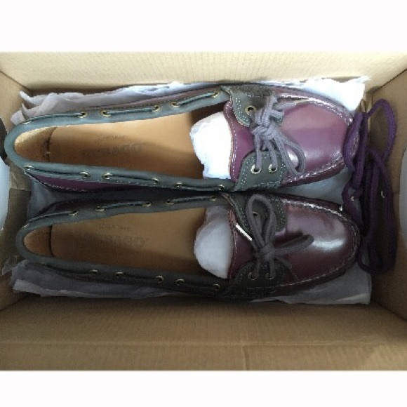 Sebago Leather Purple Boat Shoes