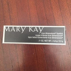 True dimensions lipstick - natural beaute