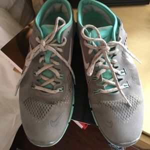 Nike free shoes - size 8