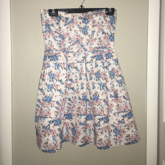 Strapless, "bondage" material dress