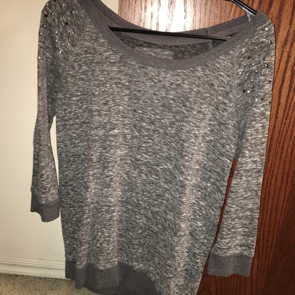 Grey Sweatshirt