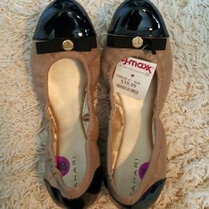 Tahari shoes