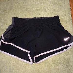 Black nike shorts