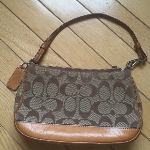 Coach Handbags - AUTHENTIC Coach Signature Small Bag