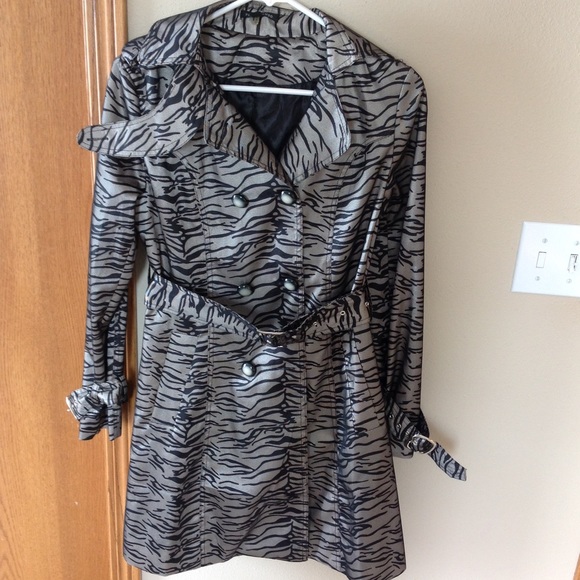 Sexy lace zebra print jacket!