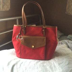 Brand new Michael Kors Jet Set Nylon Tote
